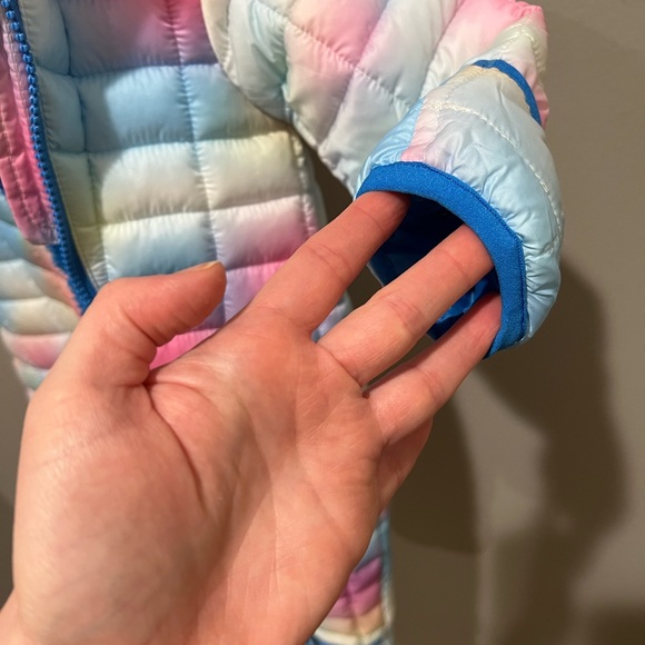 🤍🩵🩷Snozu snowsuit!!!🩷🩵🤍 - Picture 4 of 7